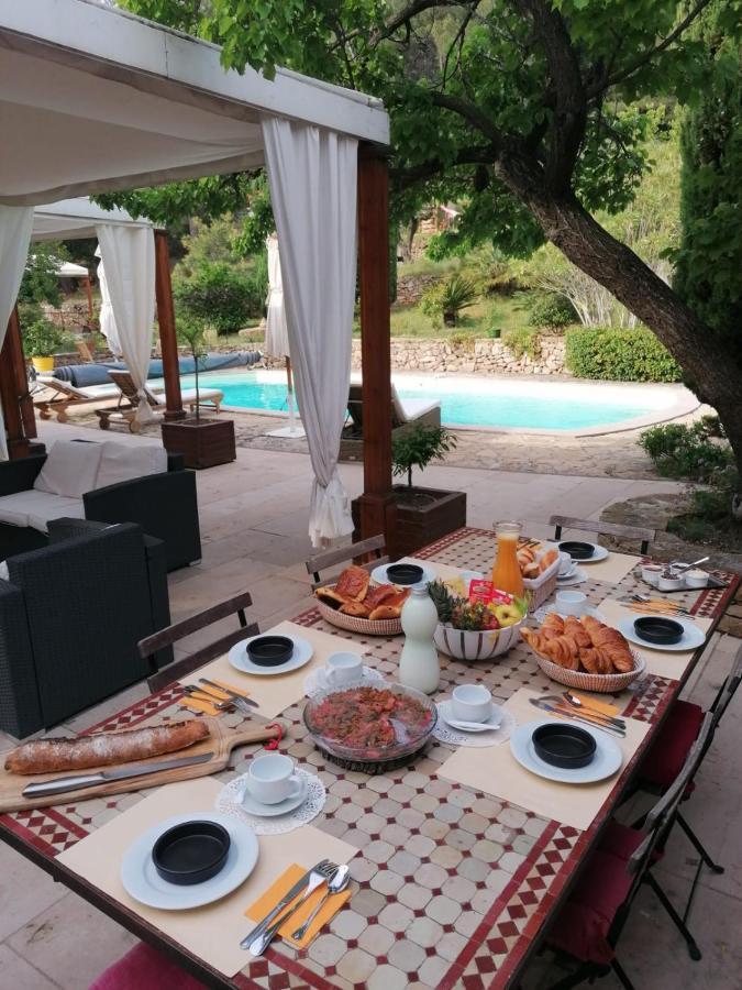 Bed and Breakfast Mas Lei Bancau Le Beausset Zewnętrze zdjęcie
